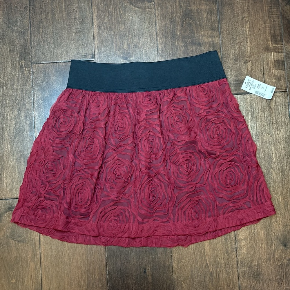 NWT Stooshy Rosette Elastic Waist Skirt